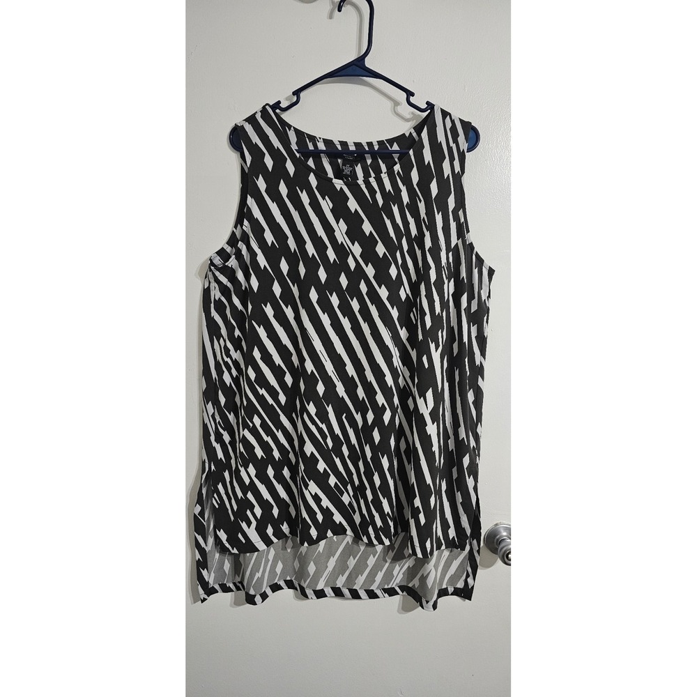 Alfani Sleeveless Geometric Print Women‎ 2X Gray White Longer Back Artsy Beach